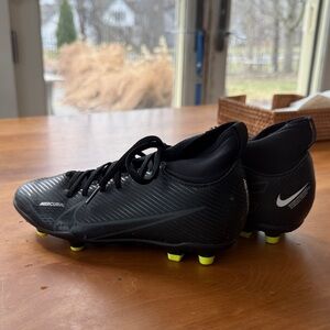 Nike Black Soccer Cleats. Youth size 2.5.